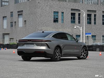 Повышающийся Двигатель F7 Высокоскоростной Электромобиль Роскошный Новый Энергетический Автомобиль Новый Автомобиль